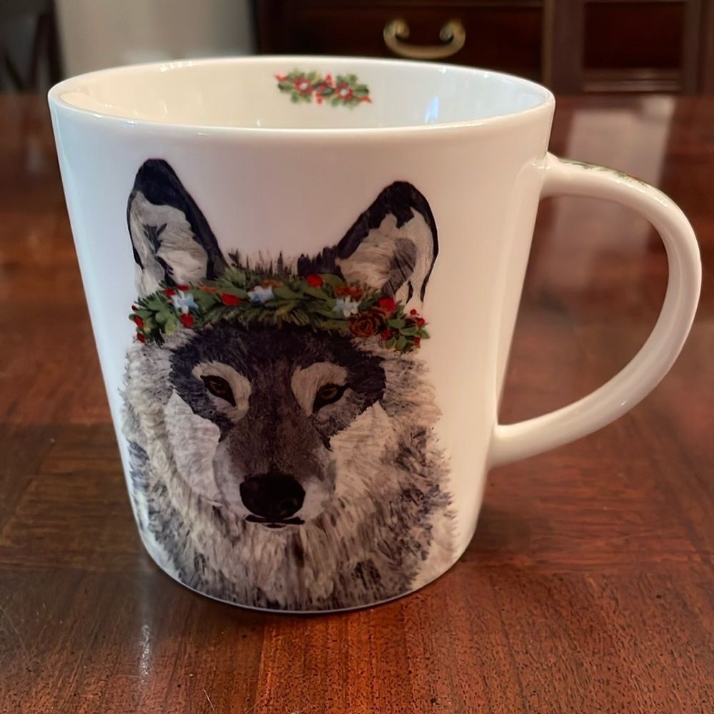 Glacier Wolf with Flower Crown New Bone China Coffee Tea Mug